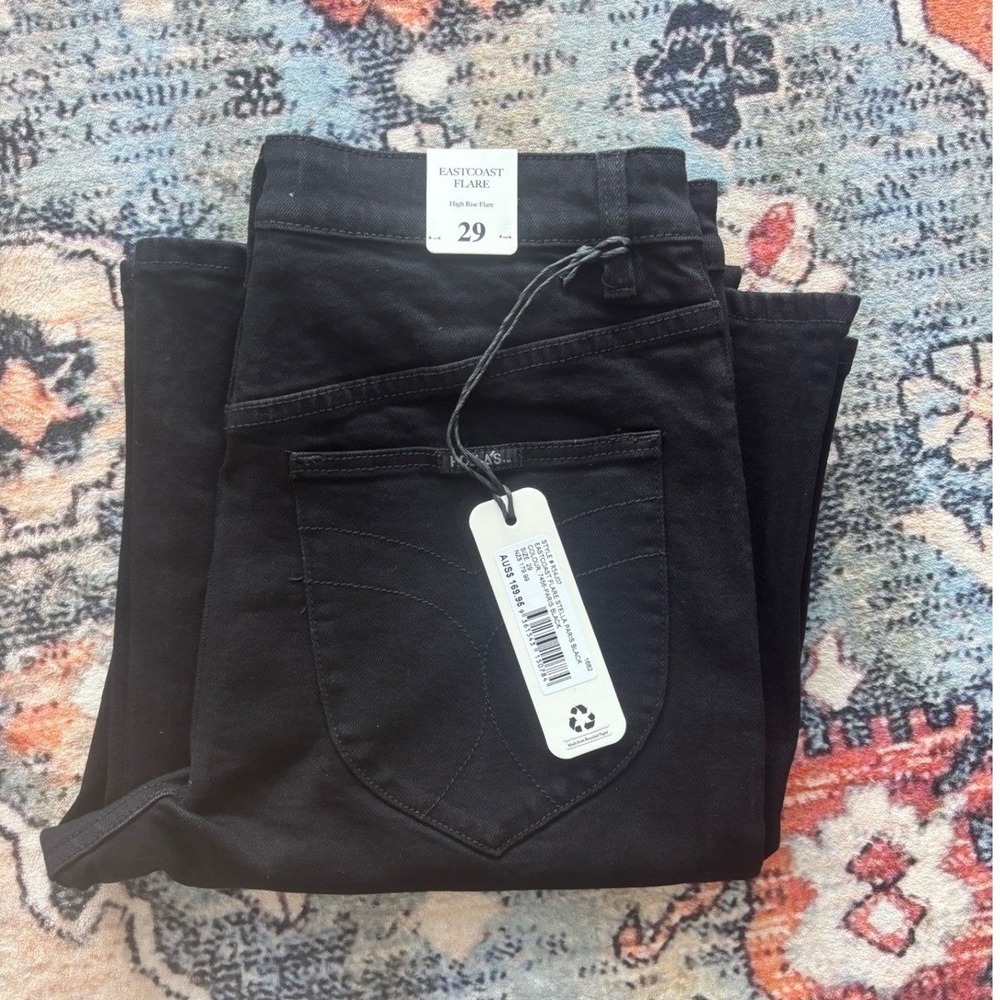 NWT Rollas Eastcoast Flare Jean - Stella Paris